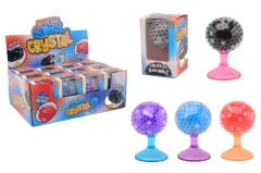 Suction wobble squeeze in display